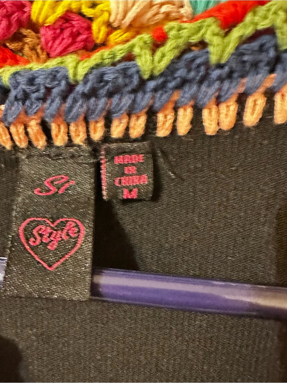 Black Open-Front Cardigan with Multicolor Crochet Trim - Picture 2 of 7